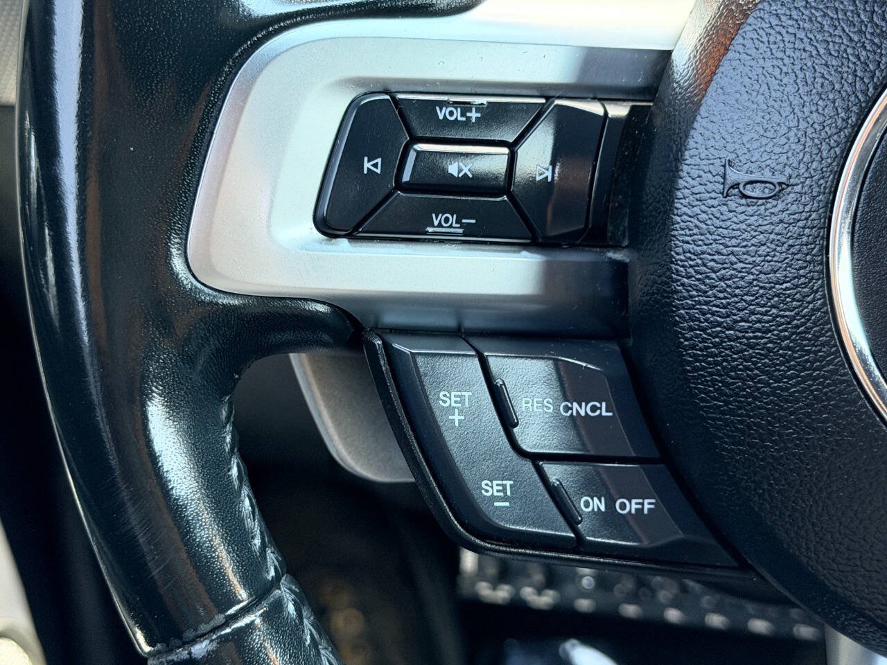Used 2018 Ford Mustang GT RWD image 28