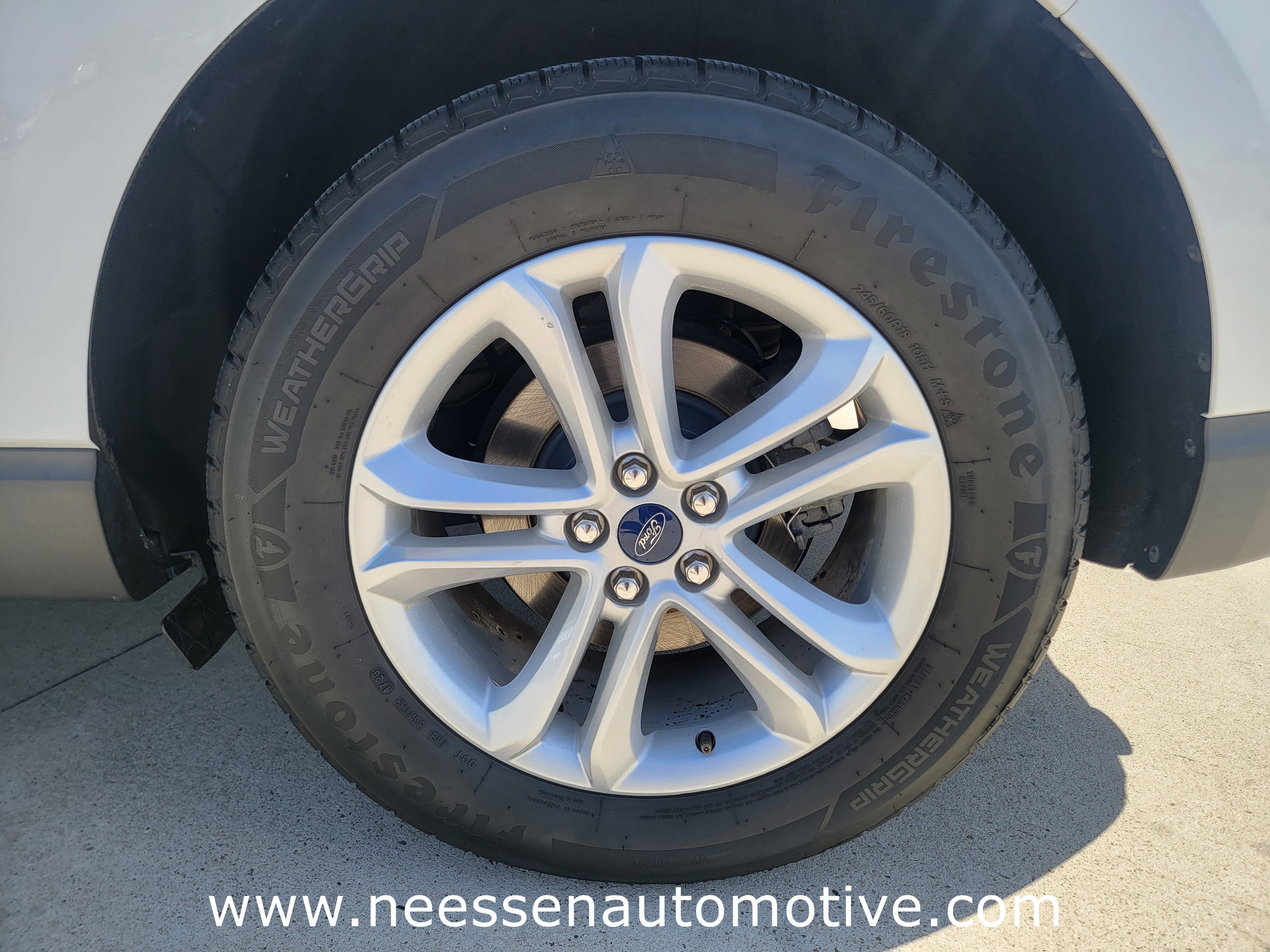 Used 2020 Ford Edge SEL image 31