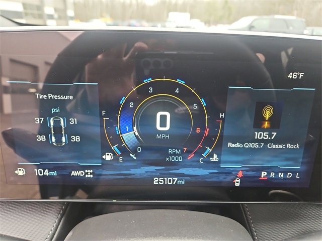 Used 2025 Chevrolet Equinox LT w/ Midnight Edition image 12