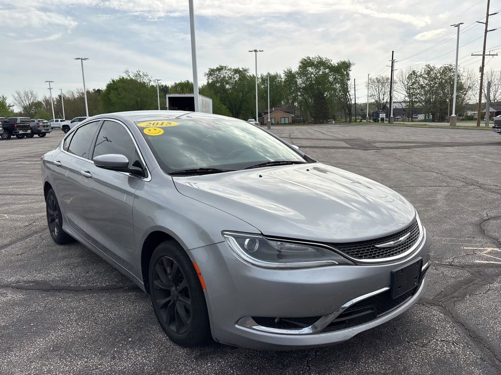 Used 2015 Chrysler 200 C FWD image 3
