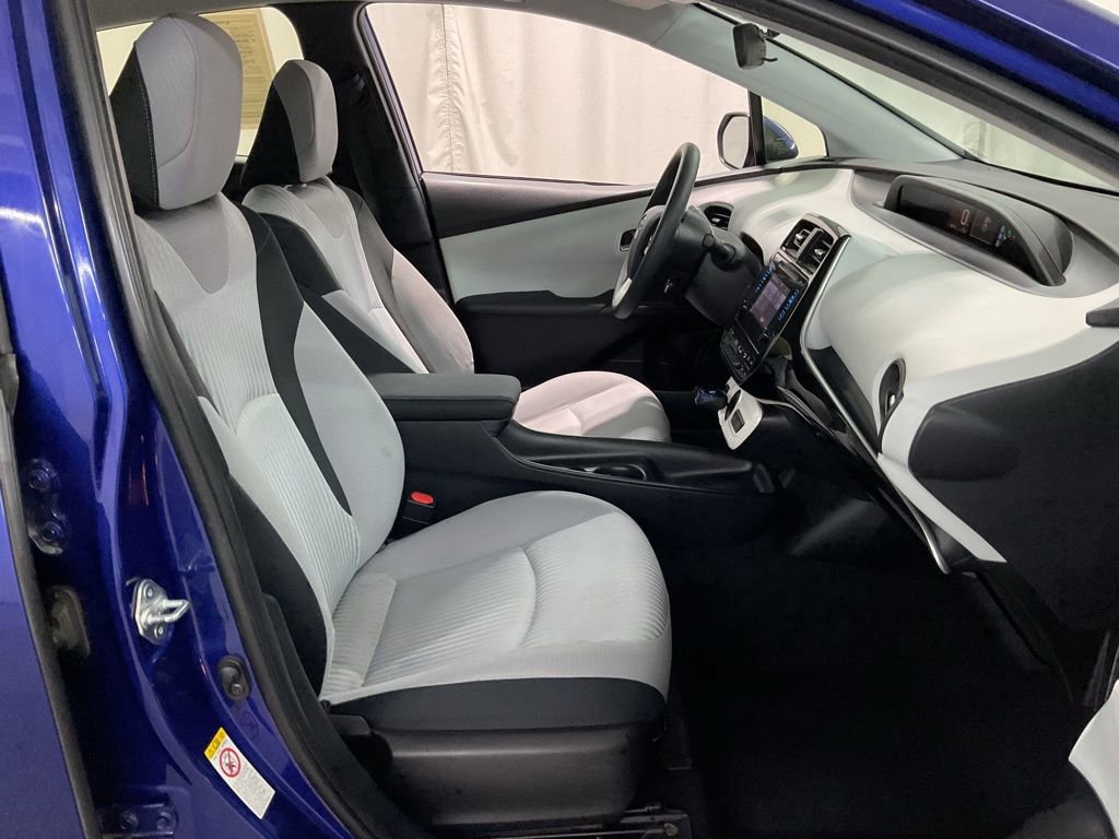 Used 2017 Toyota Prius Two image 26
