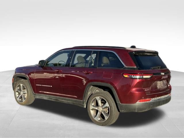 Used 2024 Jeep Grand Cherokee Limited image 5