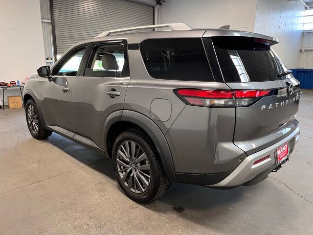 Used 2022 Nissan Pathfinder SL w/ SL Premium Package image 5
