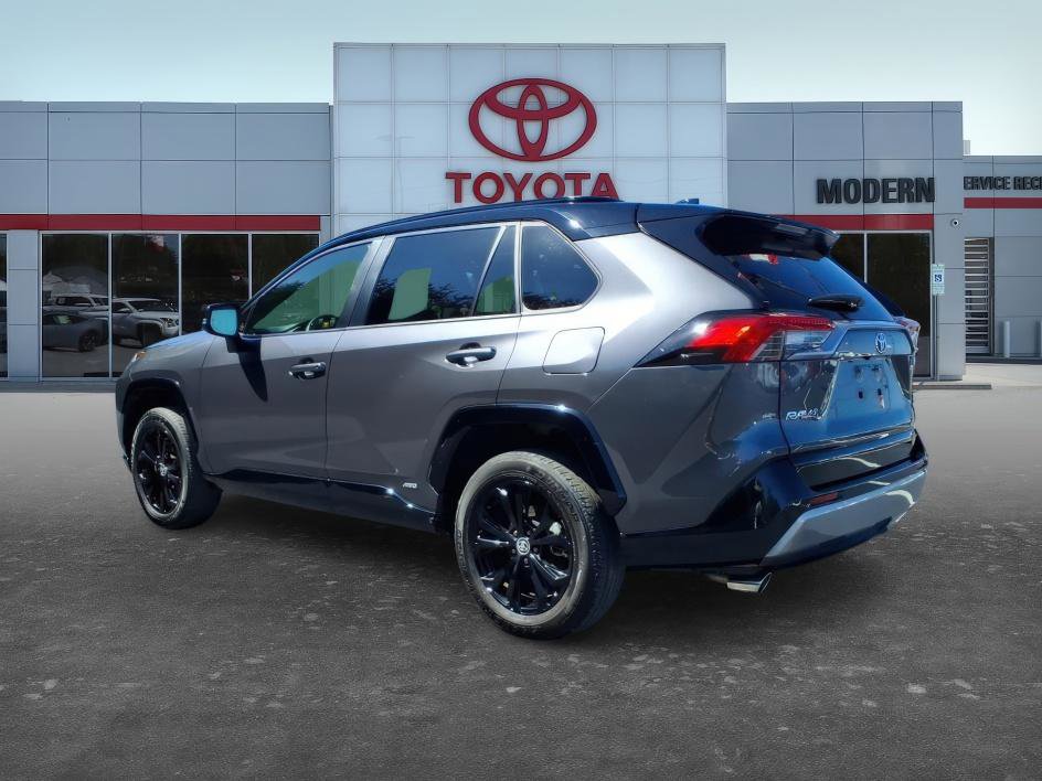 Used 2023 Toyota RAV4 XSE AWD/4WD image 4