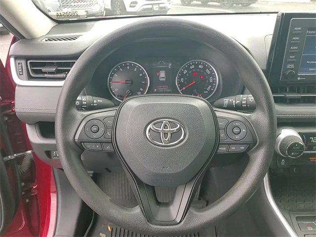 Used 2021 Toyota RAV4 XLE image 12