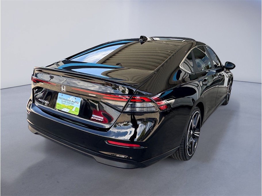 Used 2023 Honda Accord Sport image 6