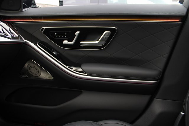 New 2026 Mercedes-Benz S 580 4MATIC Sedan image 29