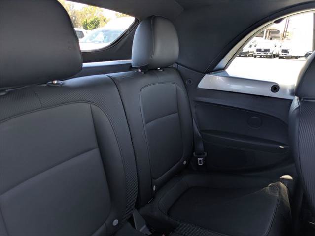 Used 2015 Volkswagen Beetle 1.8T FWD image 22