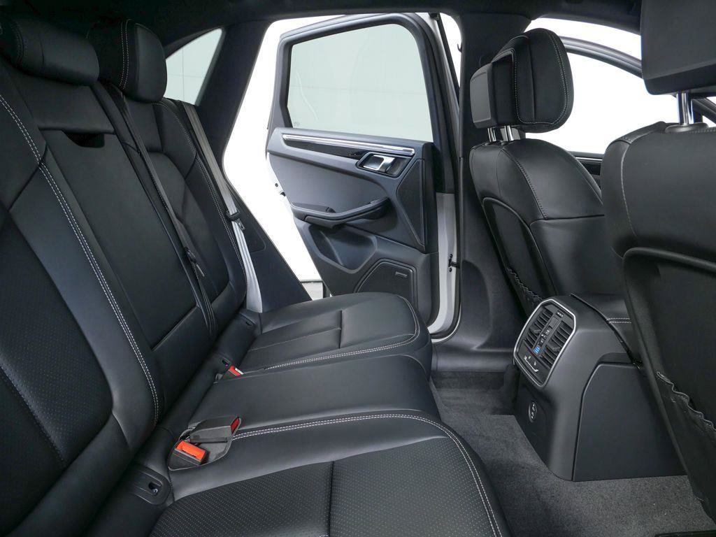 New 2026 Porsche Macan S AWD/4WD image 17
