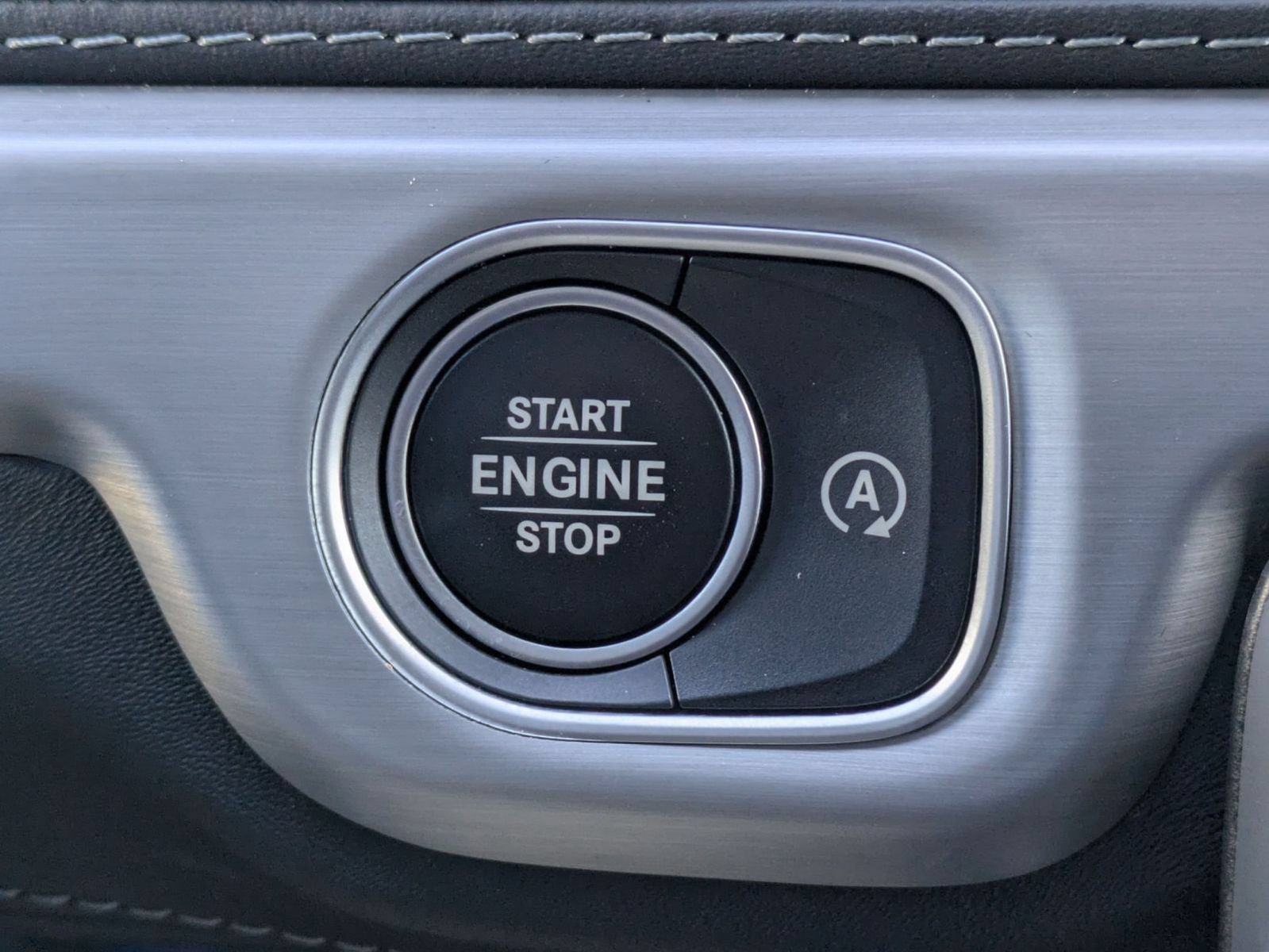 Used 2025 Mercedes-Benz G 550 image 23
