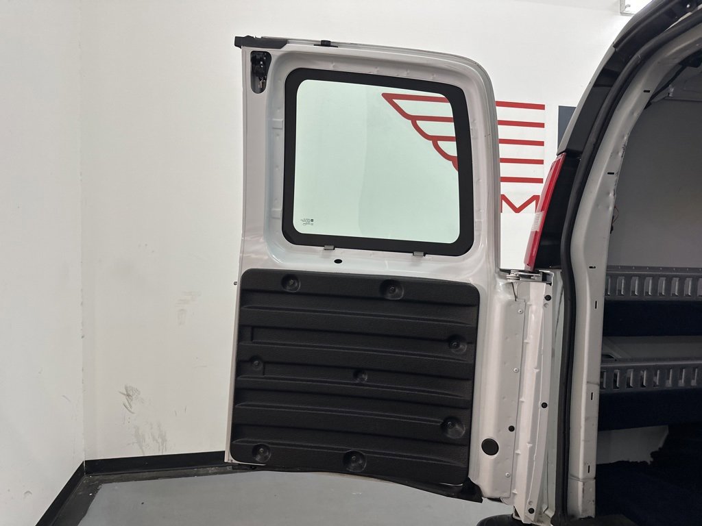 Used 2020 Chevrolet Express 2500 image 14