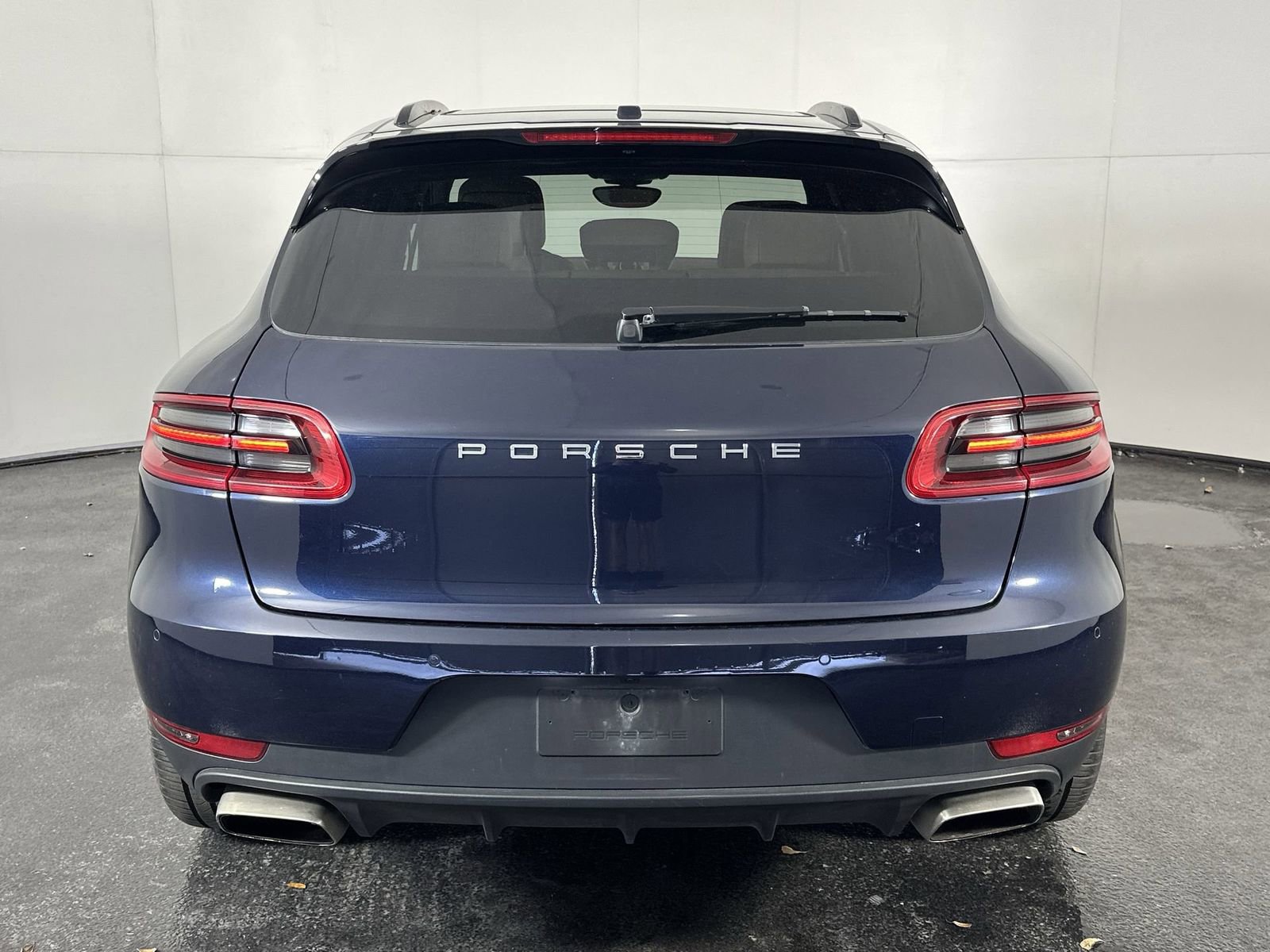 Used 2018 Porsche Macan AWD/4WD image 7