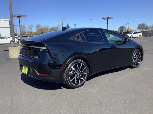 Used 2025 Toyota Prius XSE image 29