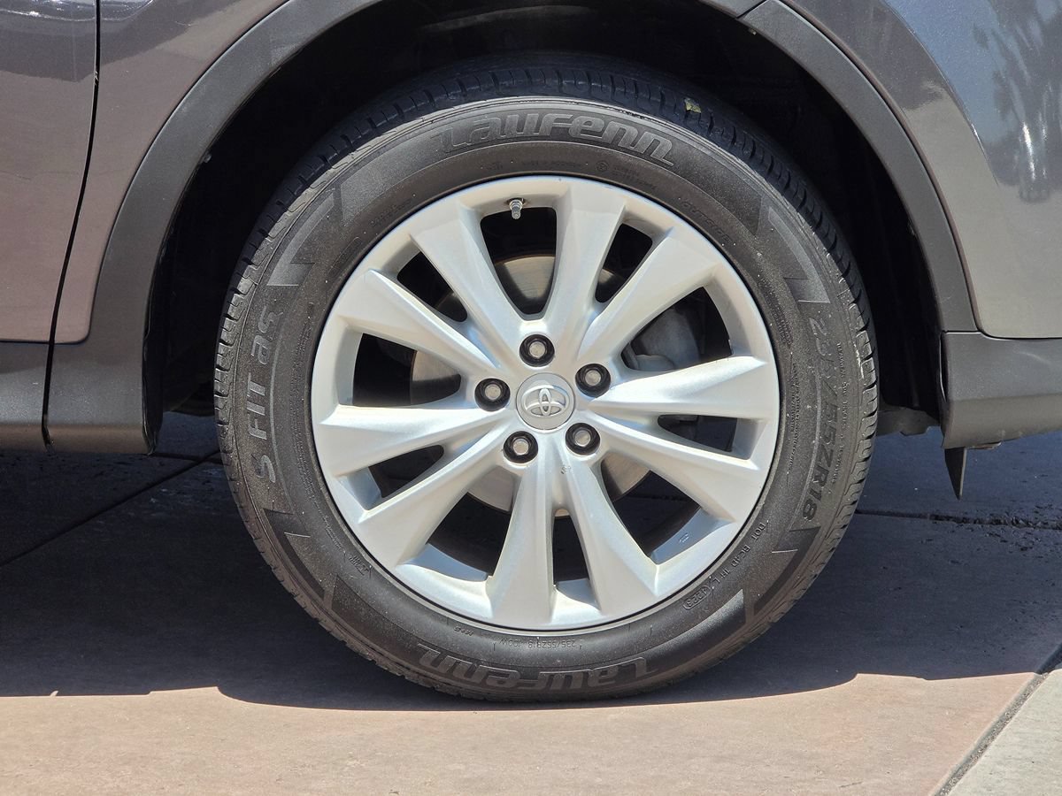 Used 2015 Toyota RAV4 Limited w/ Technology Package FWD image 12