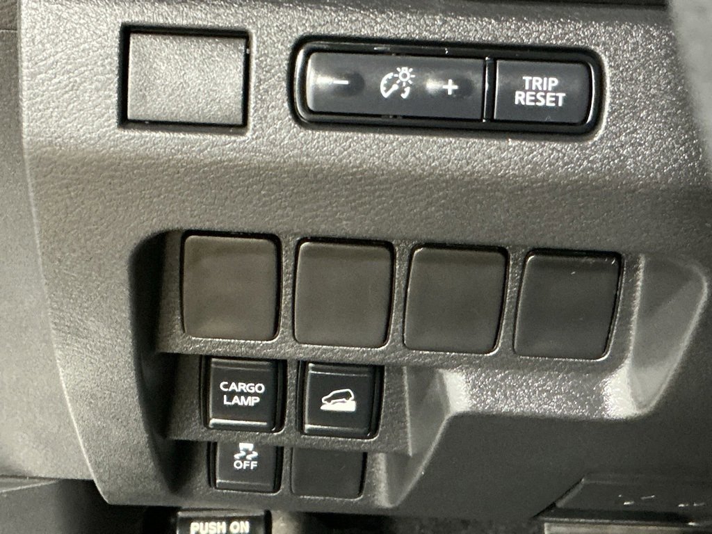 Used 2023 Nissan Frontier SV image 13