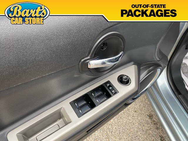 Used 2010 Dodge Avenger Express FWD image 22