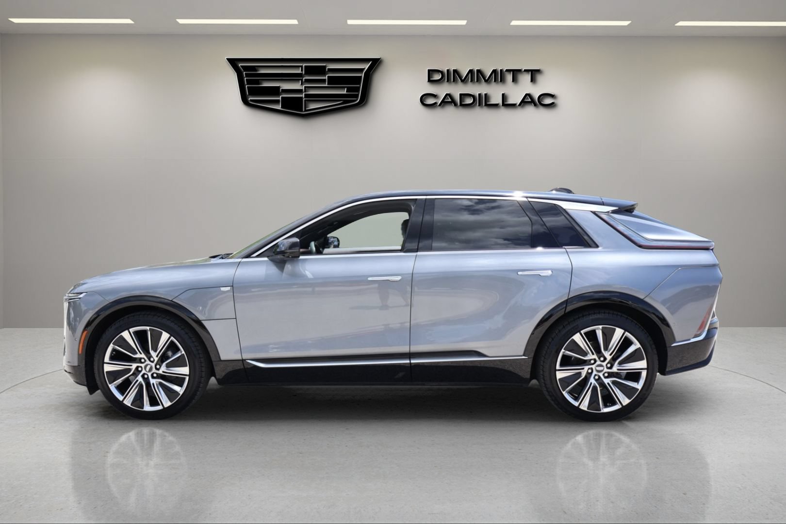 Certified 2023 Cadillac Lyriq 2WD image 8