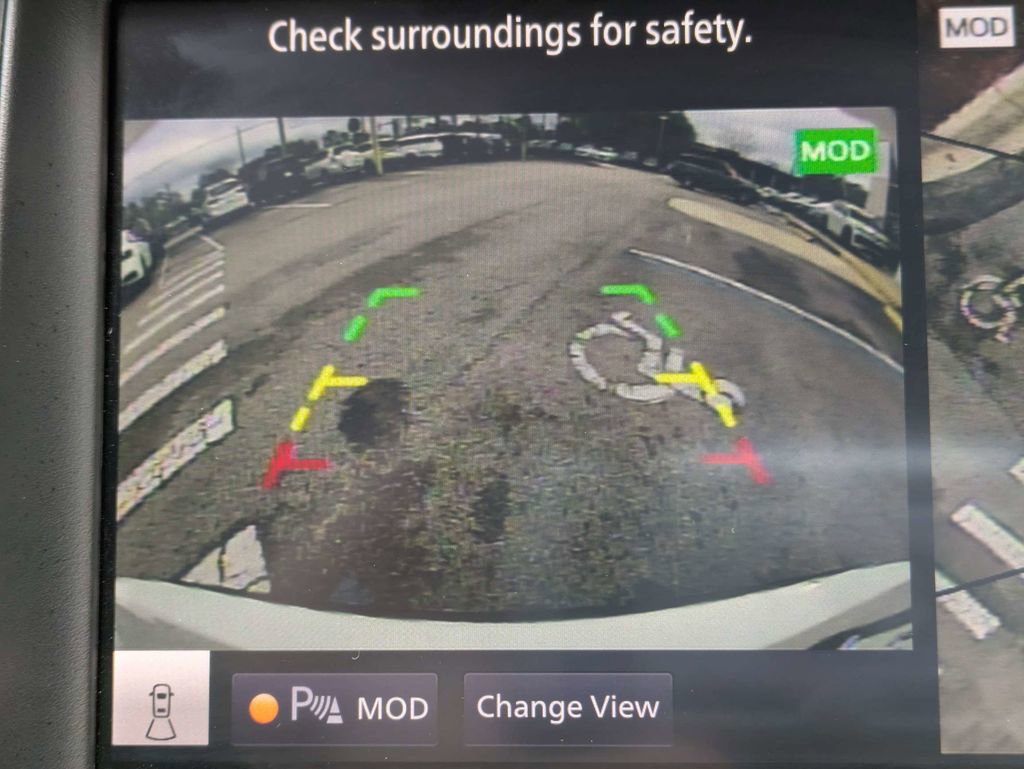 Used 2023 INFINITI QX50 Sensory image 25