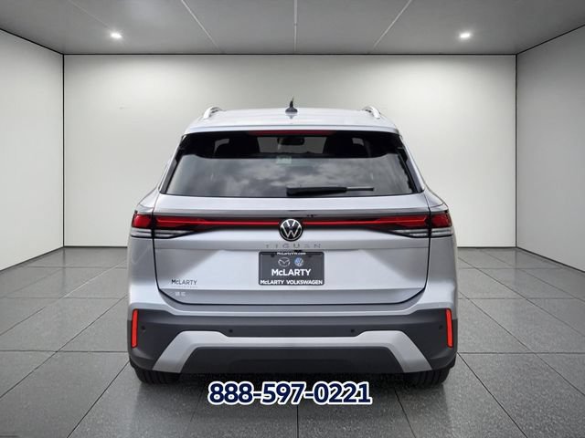 New 2026 Volkswagen Tiguan SE FWD image 4