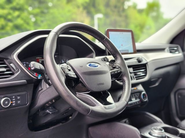 Used 2022 Ford Escape SEL AWD/4WD image 19