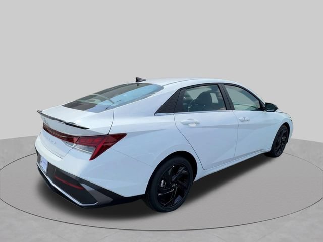 New 2026 Hyundai Elantra SEL Sport Premium FWD image 9