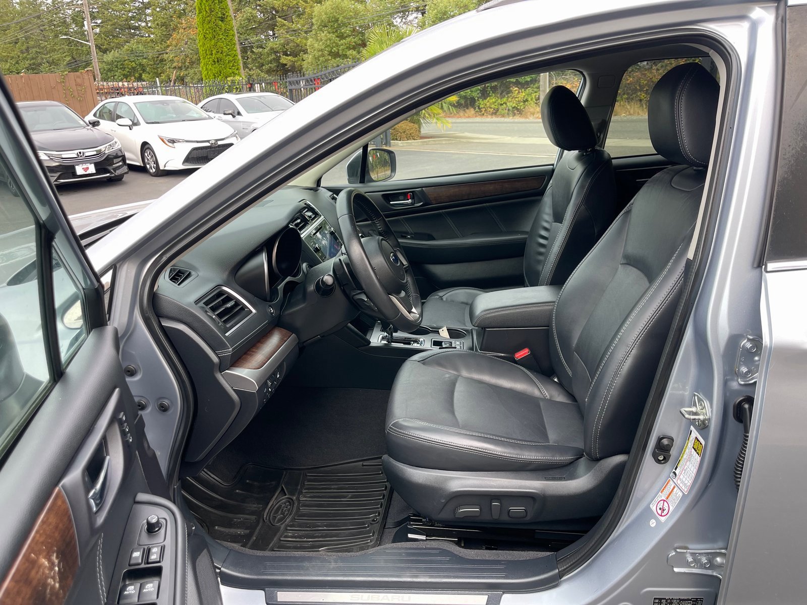 Used 2019 Subaru Outback 2.5i Limited image 9