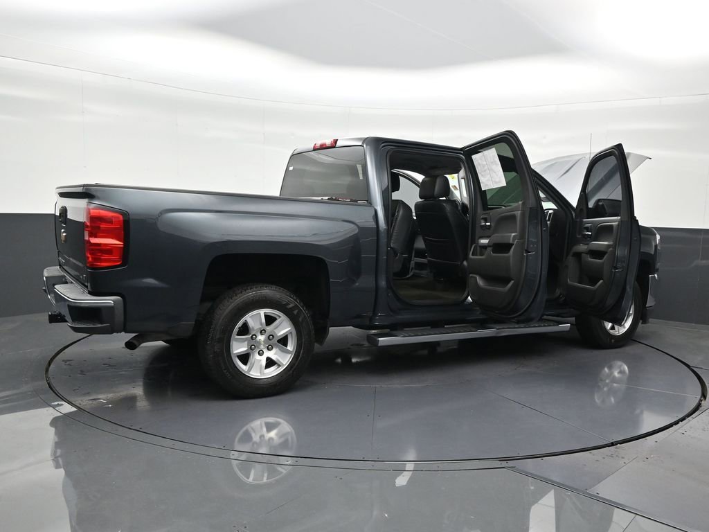 Used 2018 Chevrolet Silverado 1500 LT w/ All Star Edition image 31