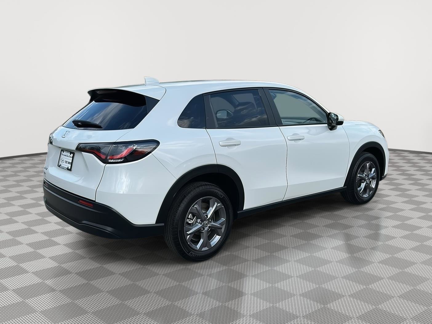 Used 2026 Honda HR-V LX image 5