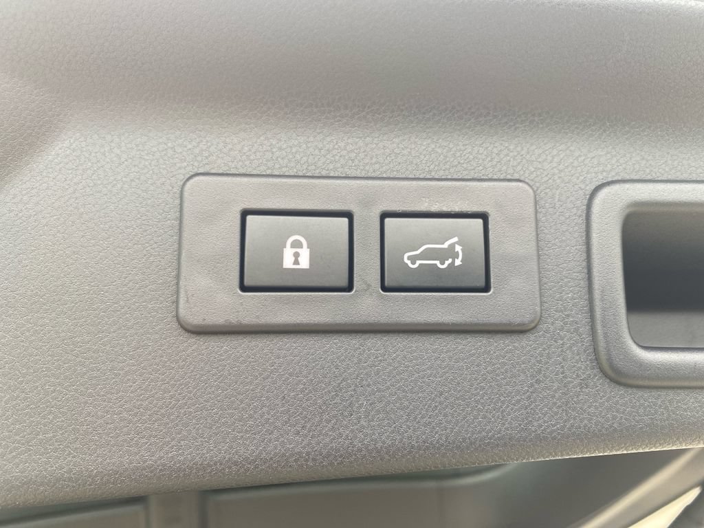 Used 2025 Subaru Forester Touring AWD/4WD image 34