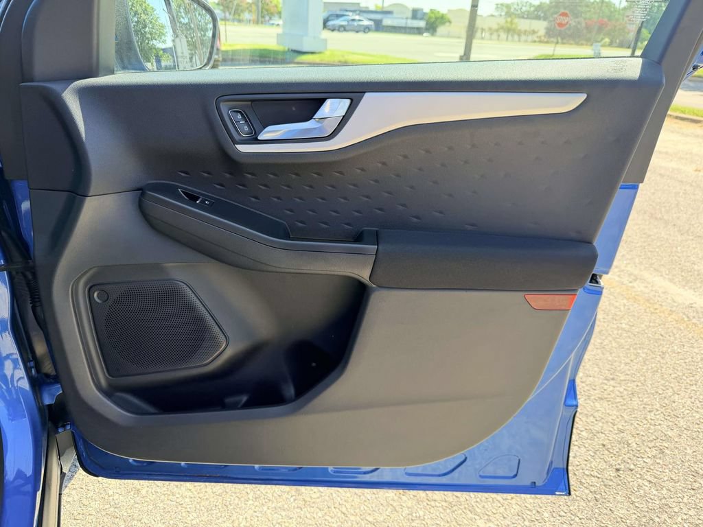 Used 2020 Ford Escape SE AWD/4WD image 11