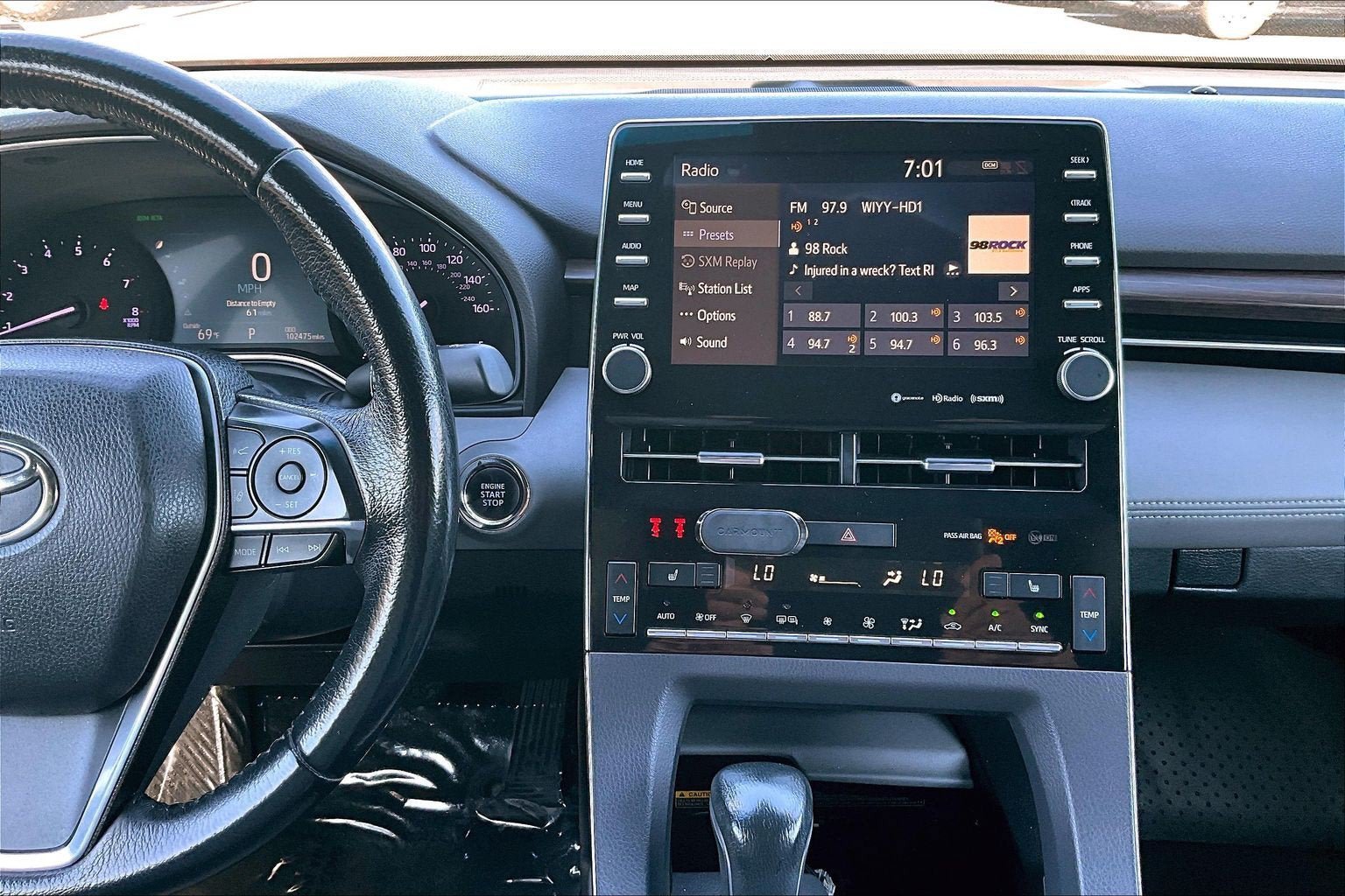 Used 2019 Toyota Avalon XLE w/ Moonroof Package FWD image 6
