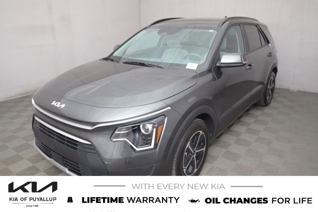 New 2025 Kia Niro EX