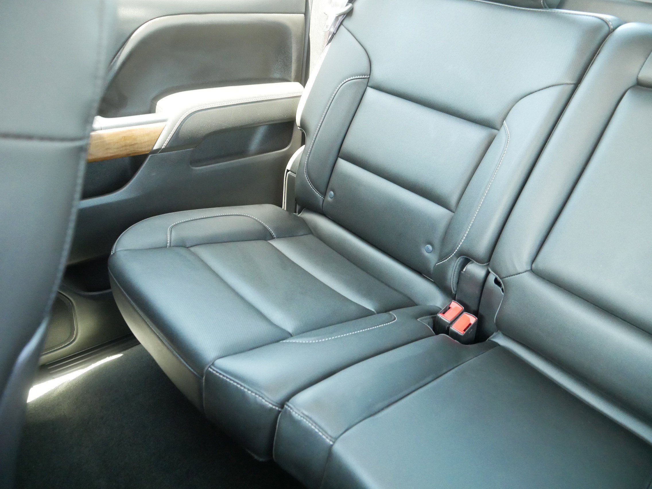 Used 2015 Chevrolet Silverado 1500 LTZ w/ LTZ Plus Package AWD/4WD image 12