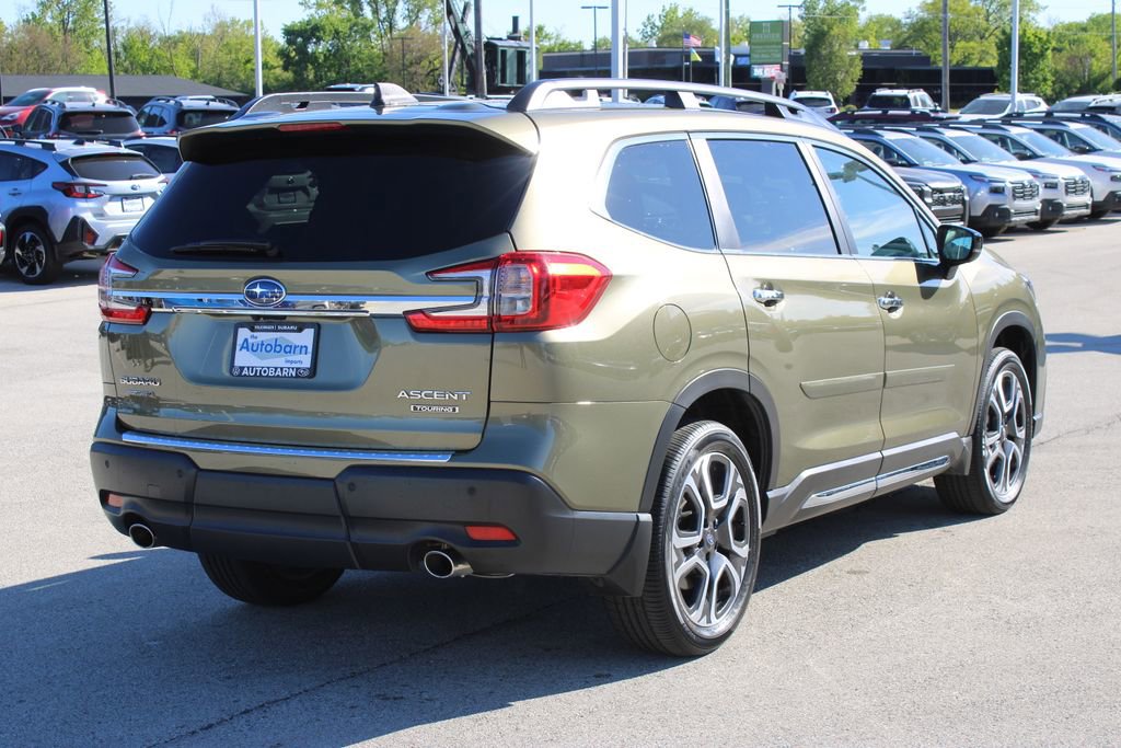 Used 2025 Subaru Ascent Touring AWD/4WD image 5