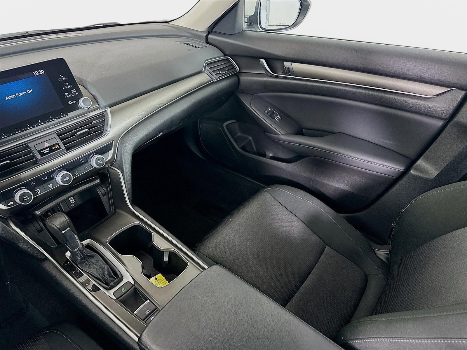 Used 2018 Honda Accord LX image 28