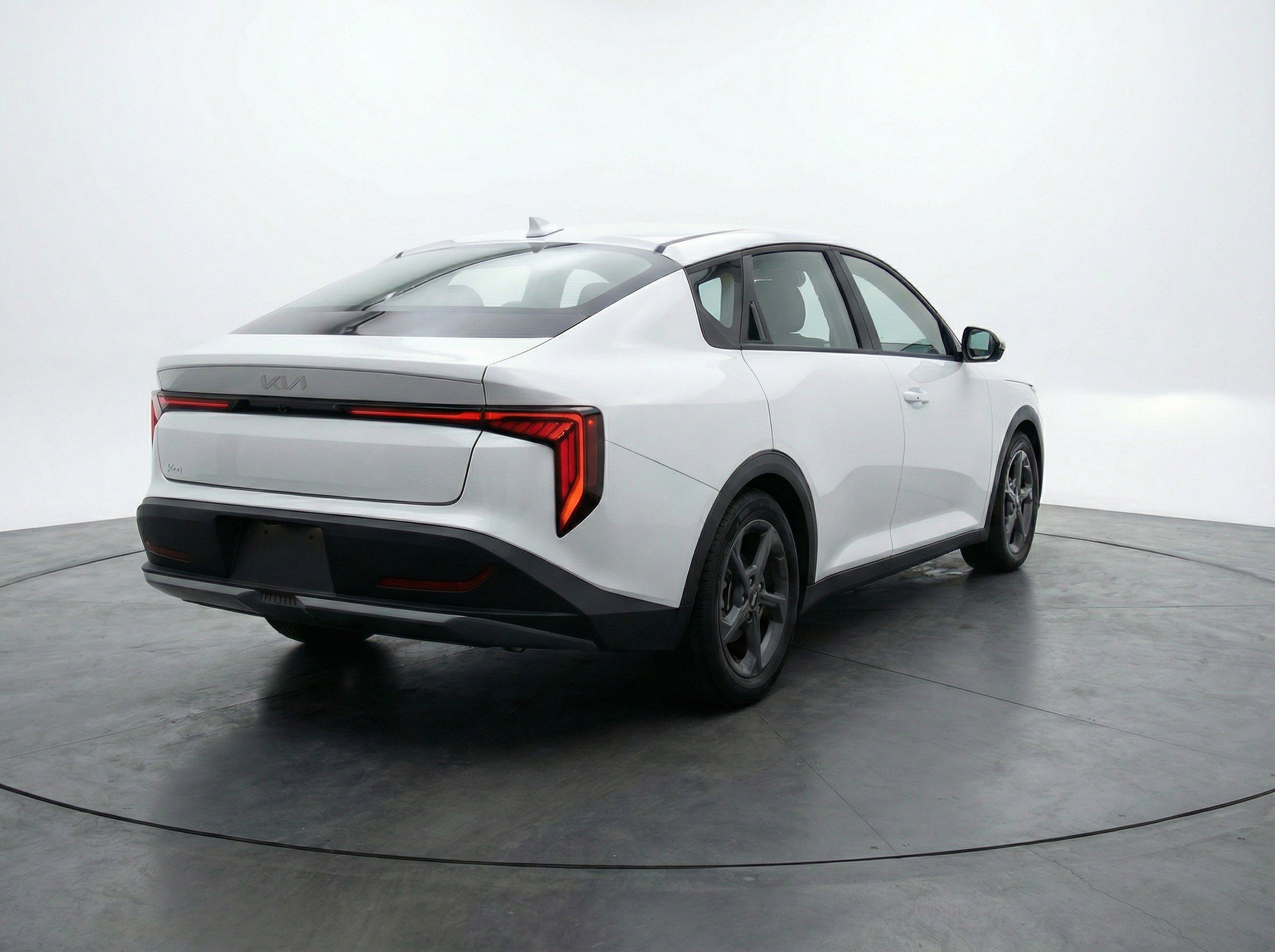 Used 2025 Kia K4 FWD image 9
