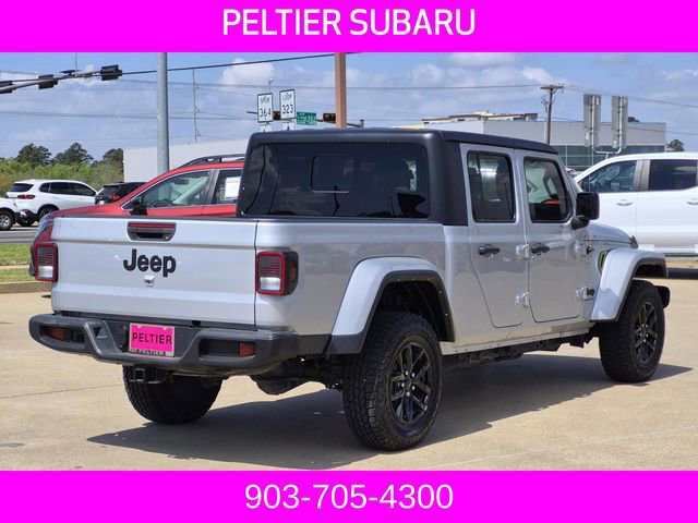 Used 2022 Jeep Gladiator Sport image 6