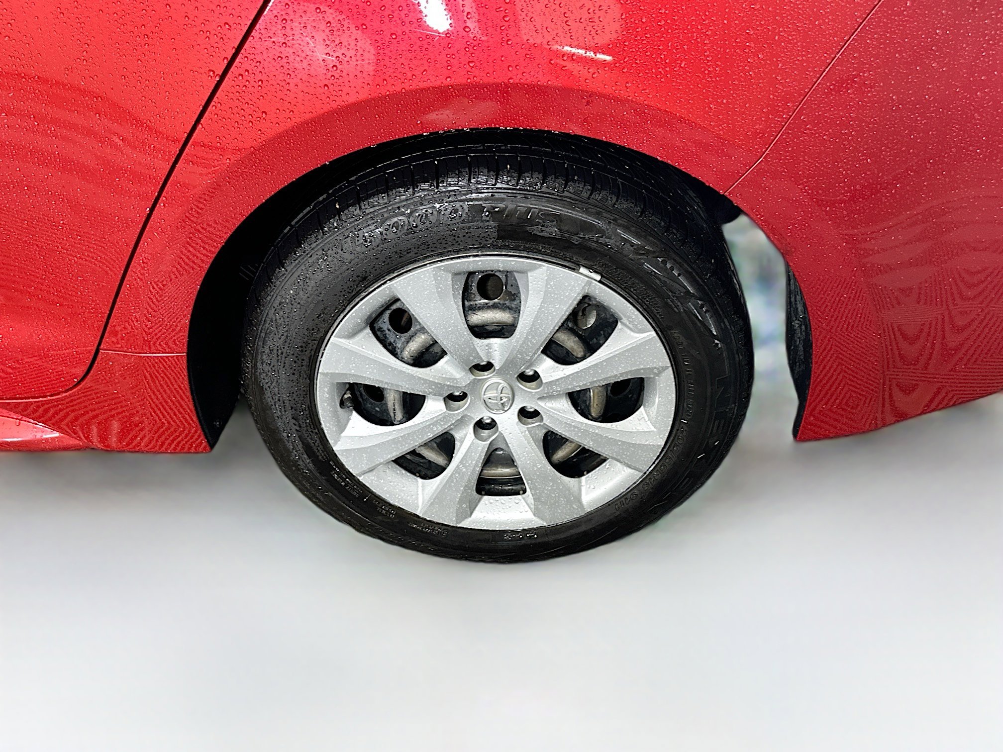 Used 2020 Toyota Corolla LE image 11