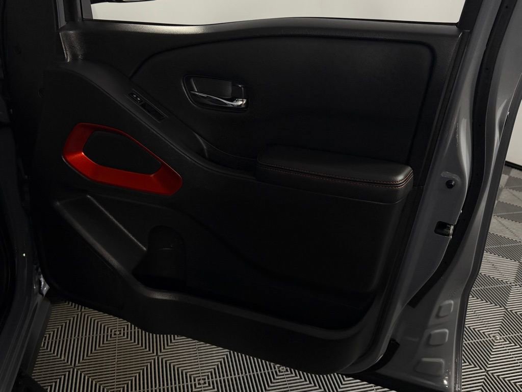 Used 2023 Nissan Frontier Pro-X w/ Technology Package image 30