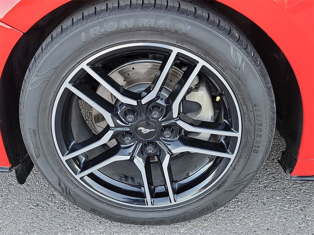 Used 2020 Ford Mustang Premium image 14