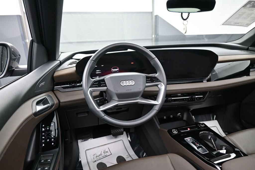 Used 2025 Audi Q6 e-tron Premium Plus w/ Premium Plus AWD/4WD image 29