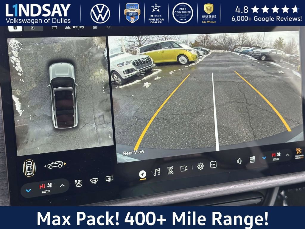 Used 2025 Rivian R1S Adventure image 19