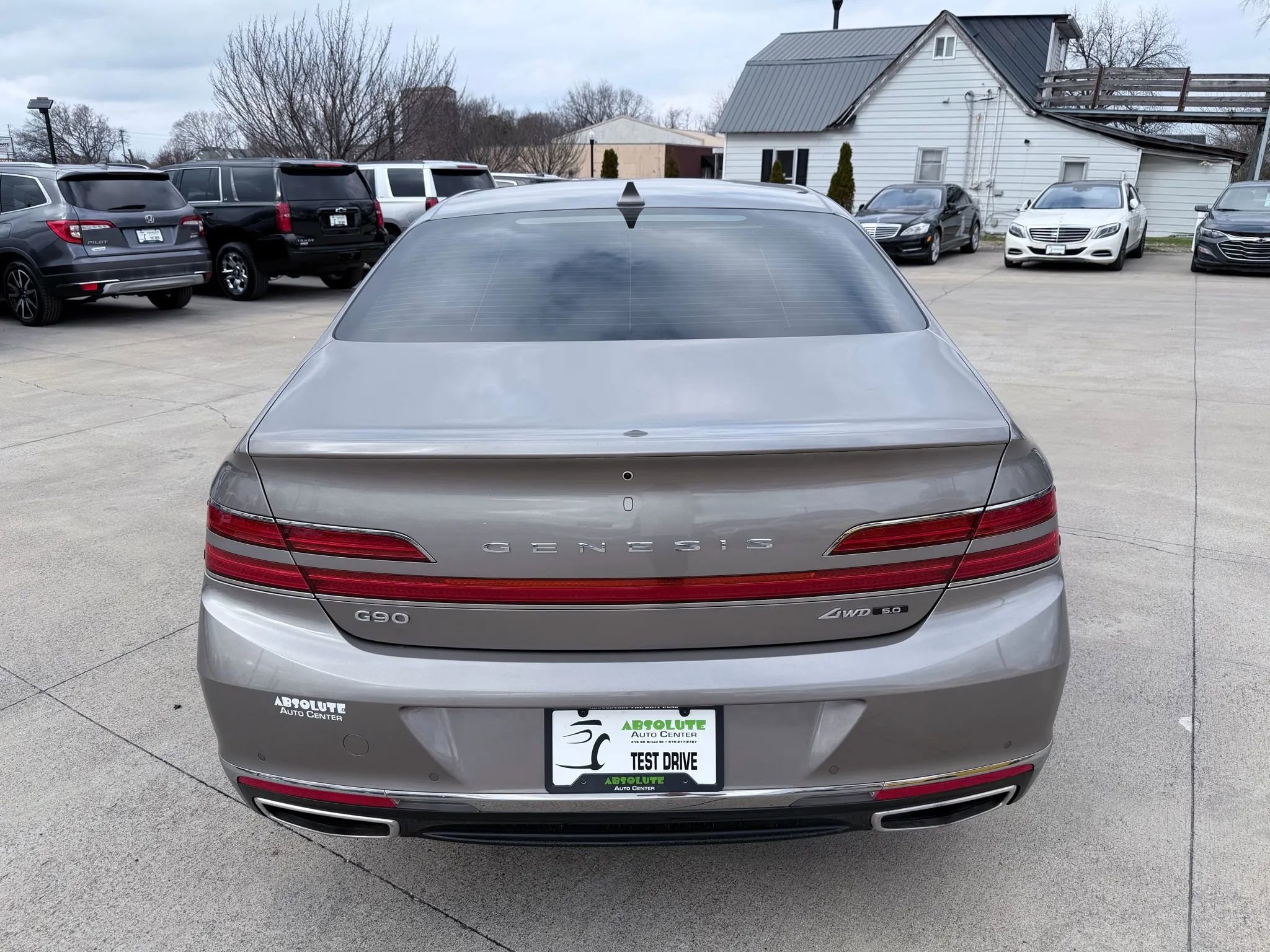 Used 2021 Genesis G90 5.0 Ultimate image 5