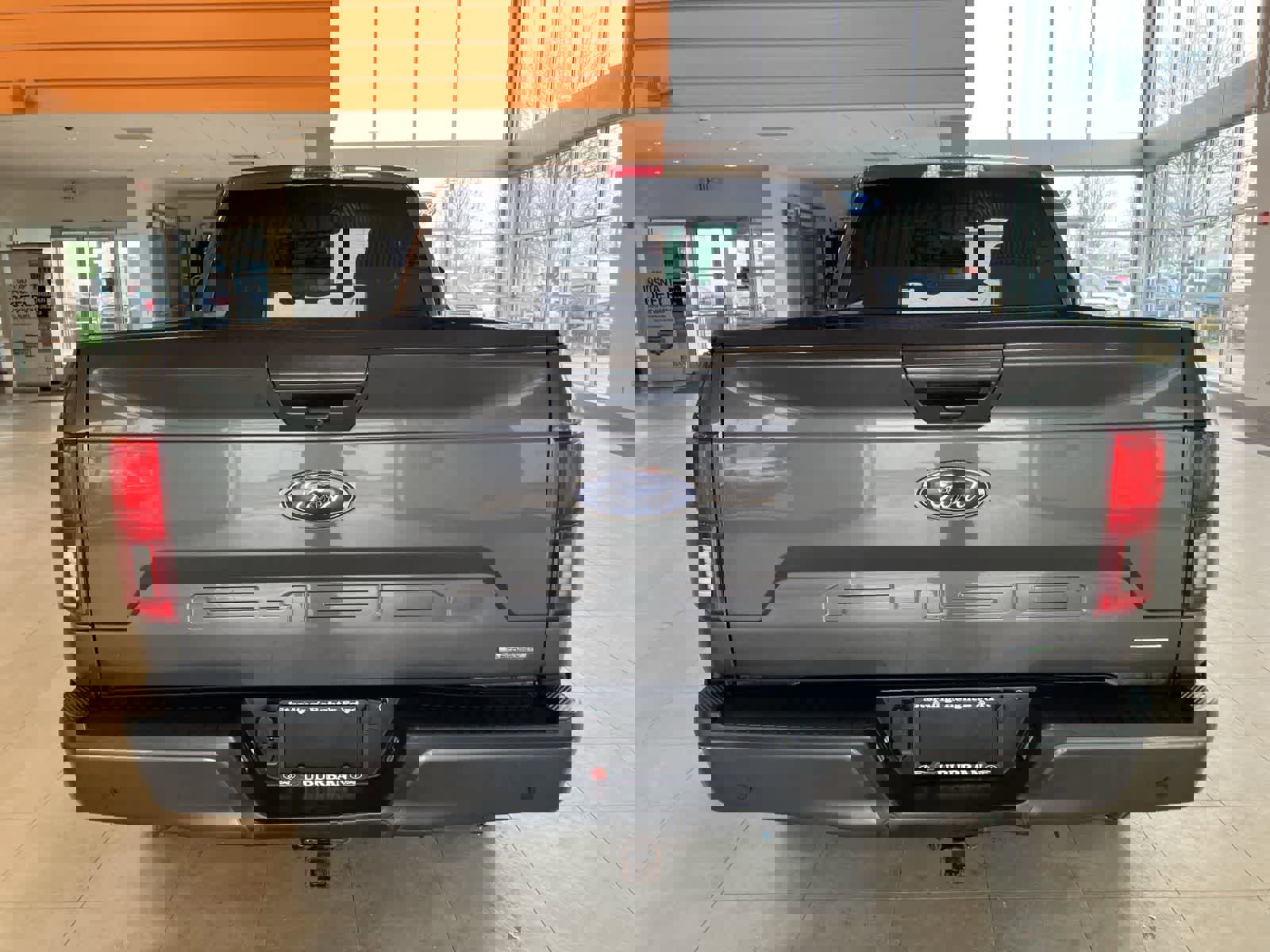 Used 2020 Ford F150 Lariat w/ Equipment Group 502A Luxury image 6