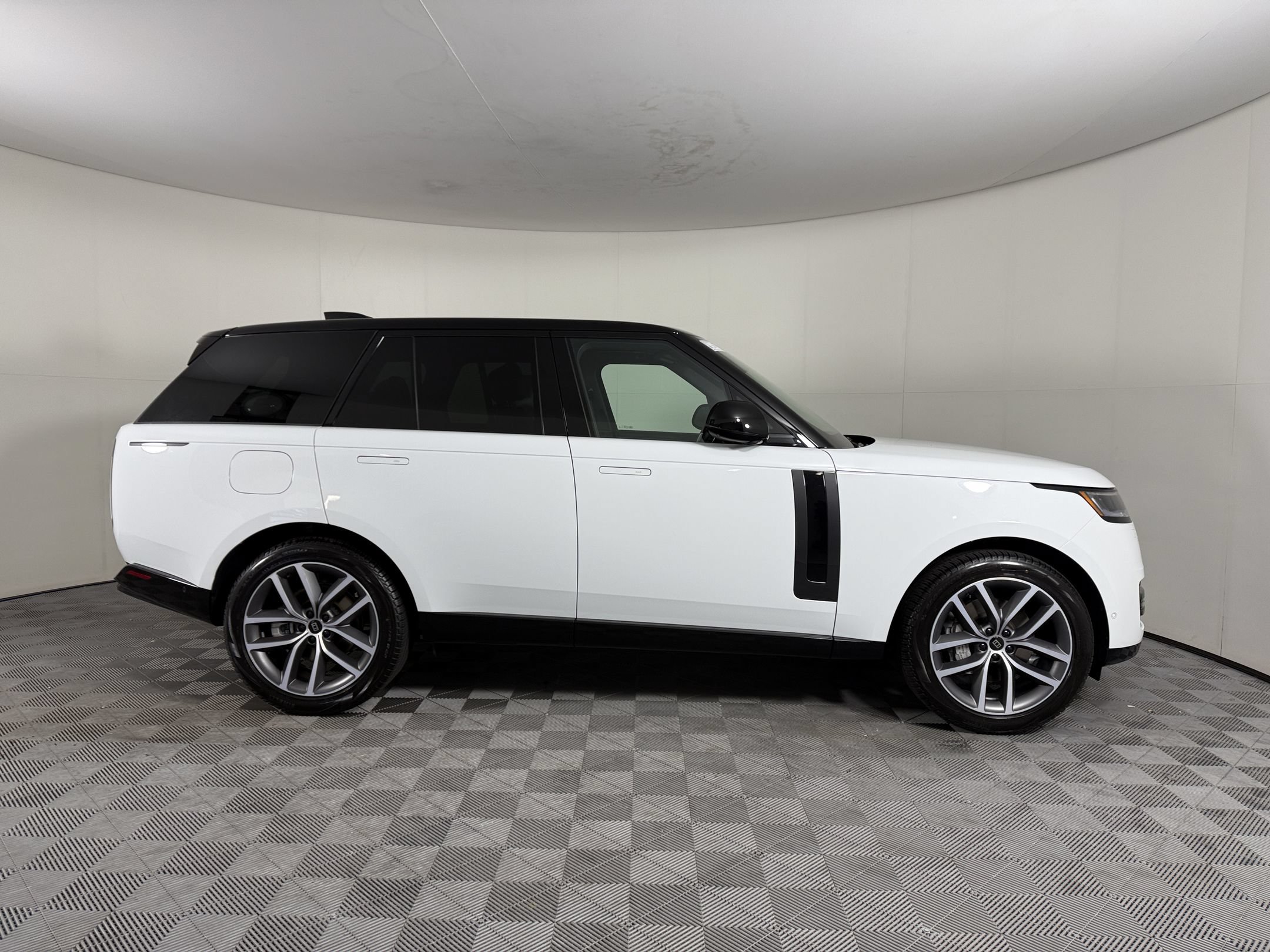 New 2027 Land Rover Range Rover SE AWD/4WD image 8