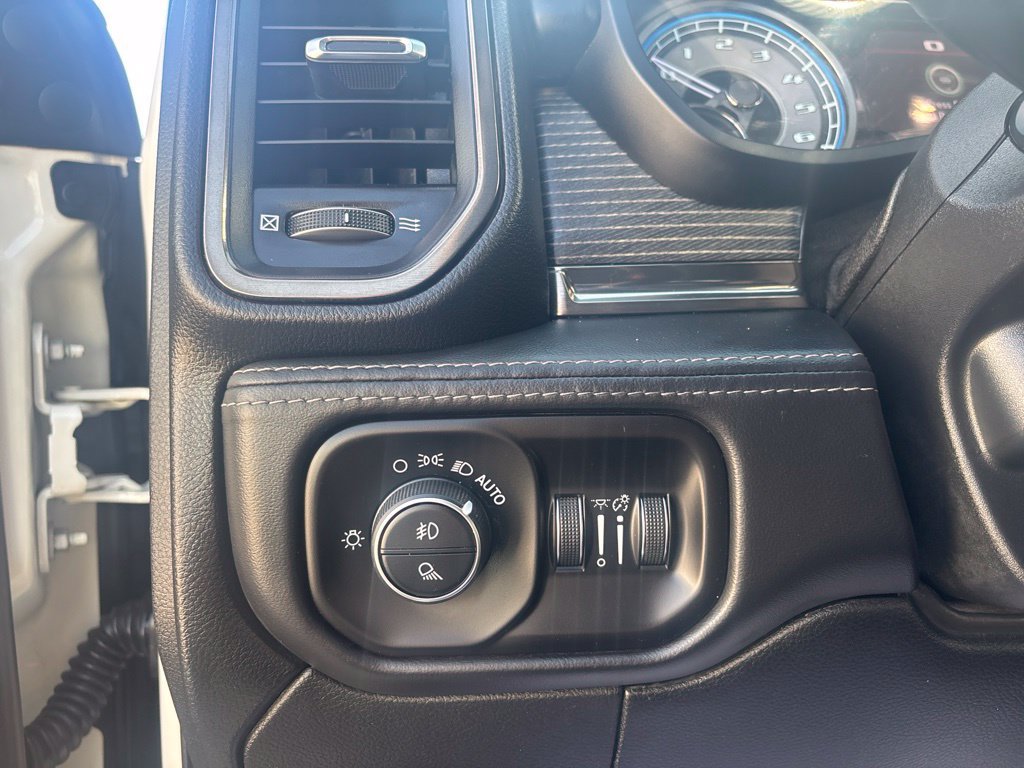 Used 2021 RAM 2500 Limited AWD/4WD image 27