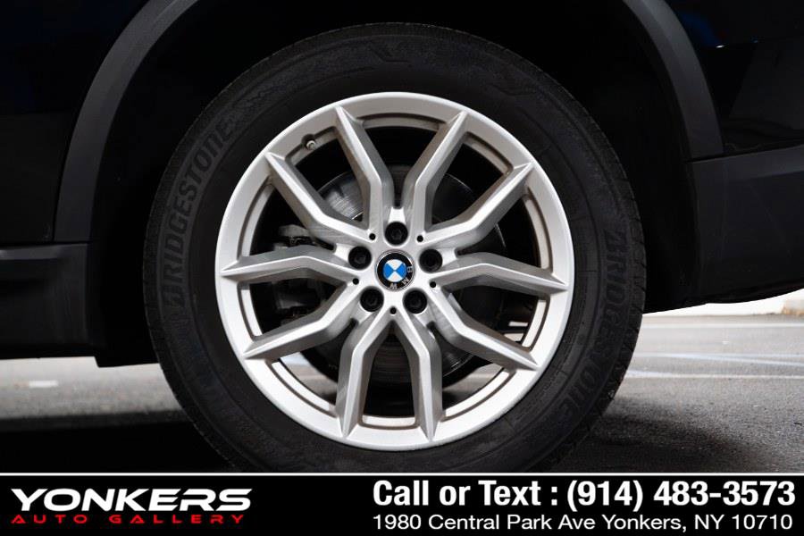 Used 2023 BMW X5 xDrive40i w/ Premium Package image 35