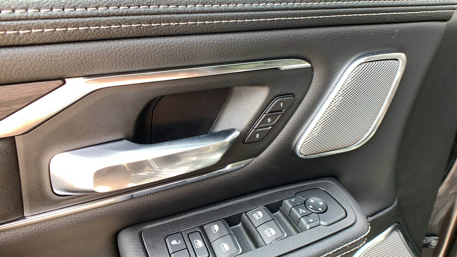New 2026 RAM 1500 Laramie image 12