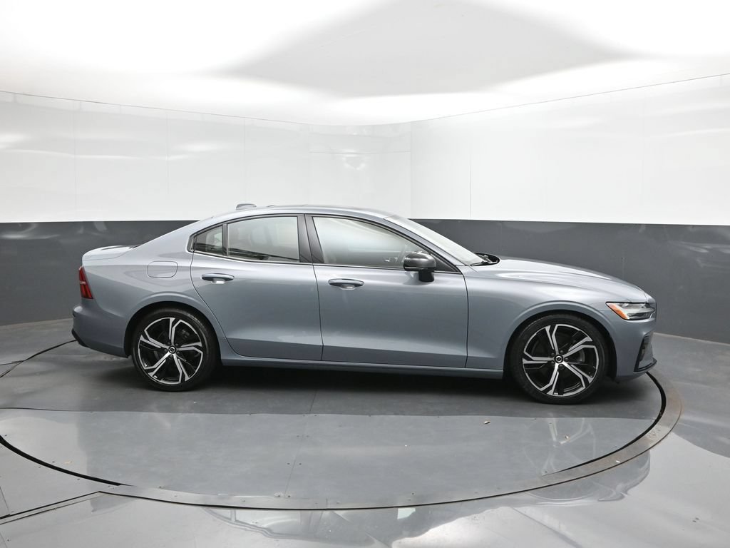Used 2024 Volvo S60 B5 Core AWD/4WD image 15