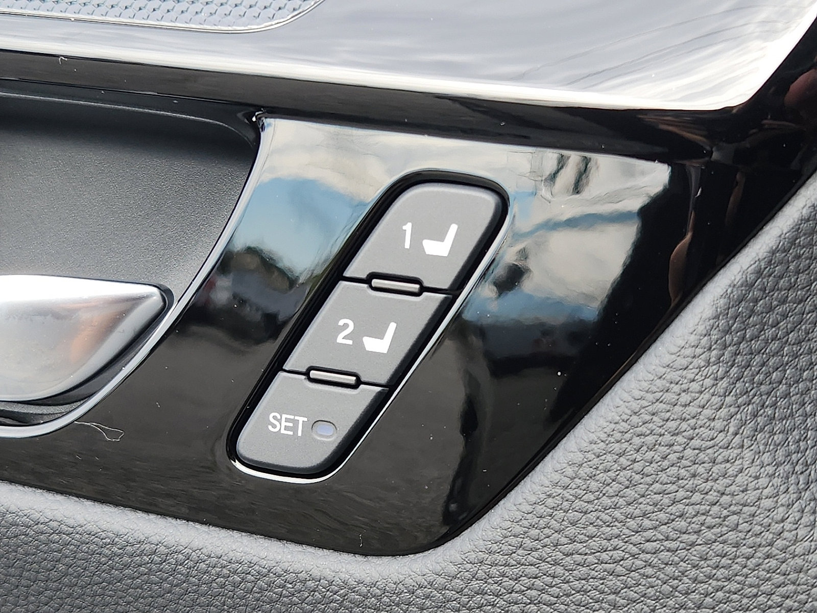 New 2026 Honda CR-V EX-L image 16